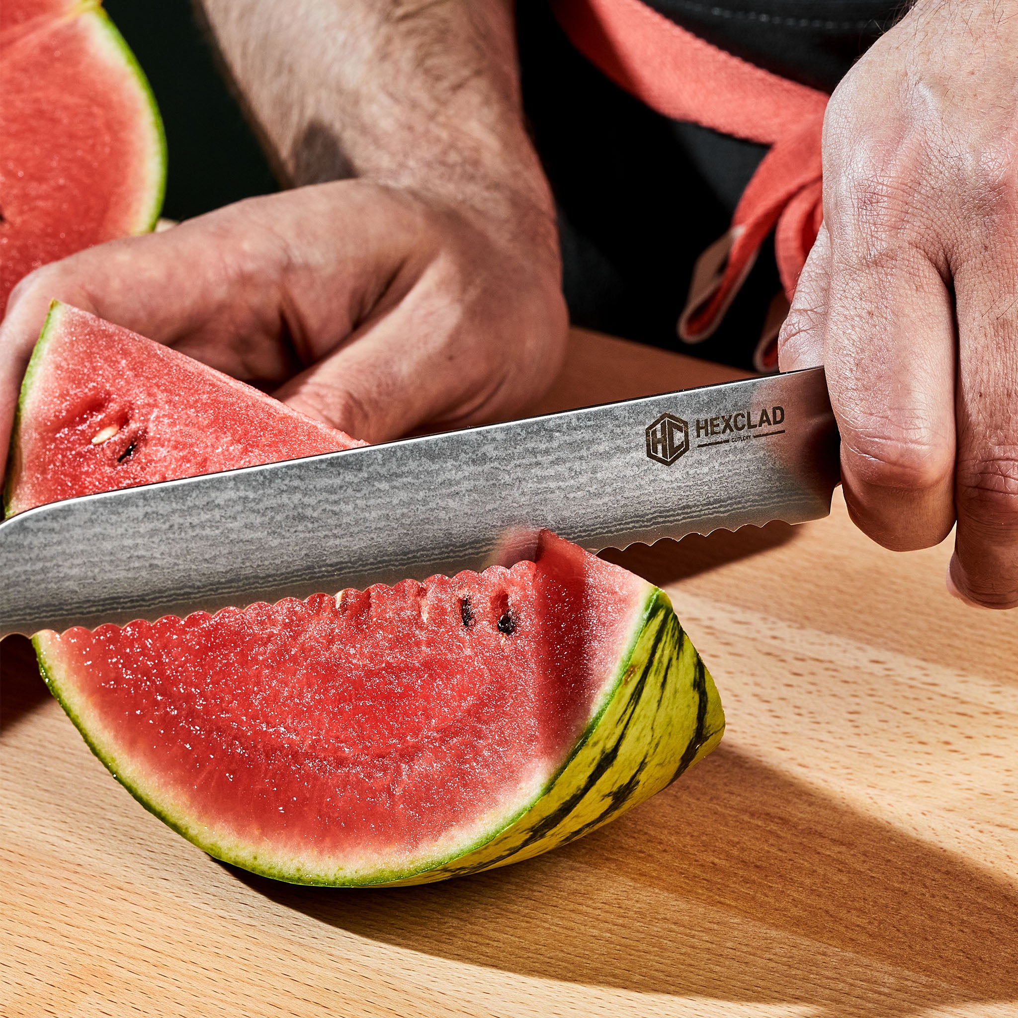 HexClad_BreadKnife_CTBK08_050824_KF_01
