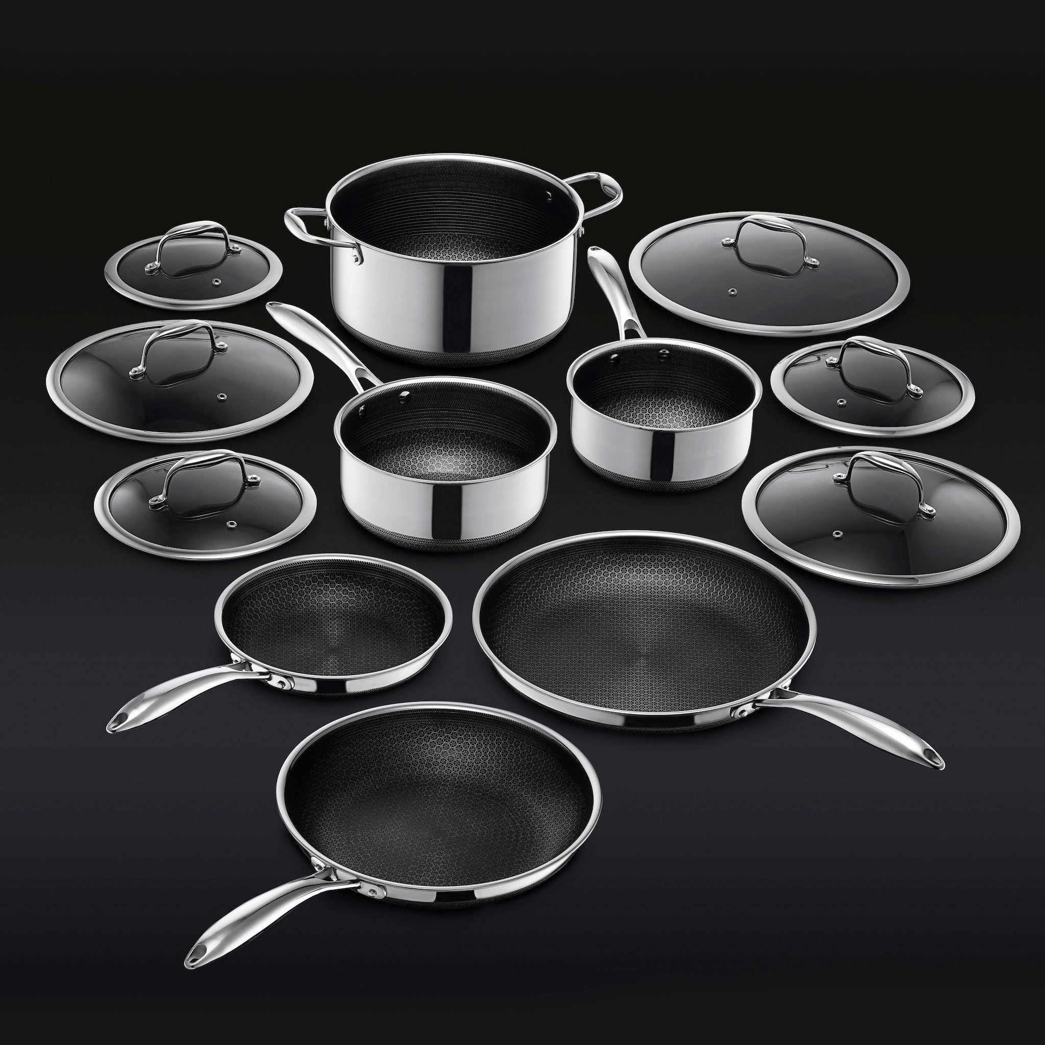HexClad_Group_BLACK_a83f7e65-a1a5-4902-b168-7e441466ac3c